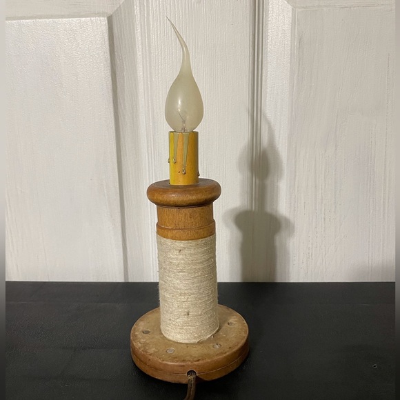 Electric Spool Bobbin Candle Bulb Lamp - Picture 4 of 10